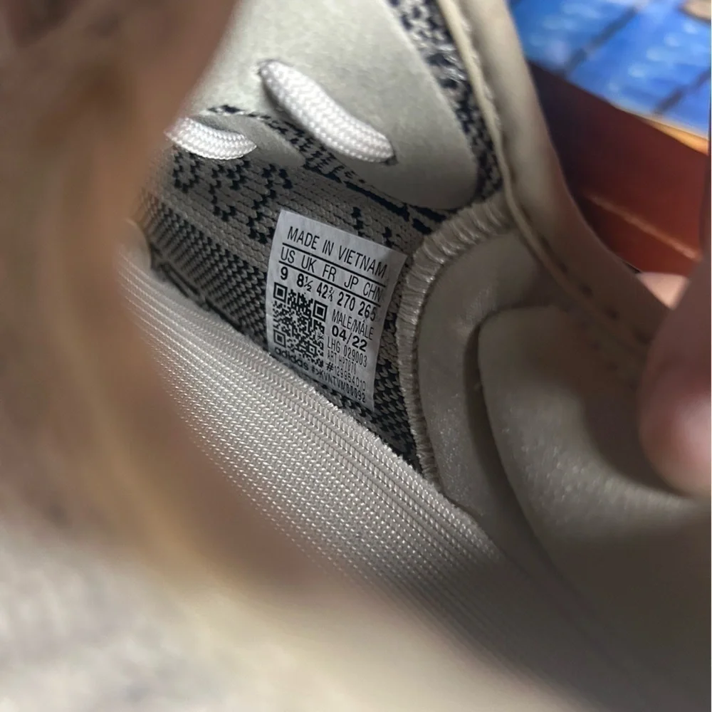 Yeezy | Adidas Yeezy Boost 350 V2 Slate (Size 9)